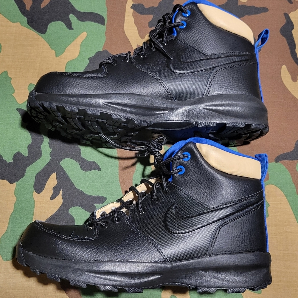 Nike Manoa LTR (GS)  Big Kid's 7 Youth Black/Sesame-Game Royal  Ankle Boots